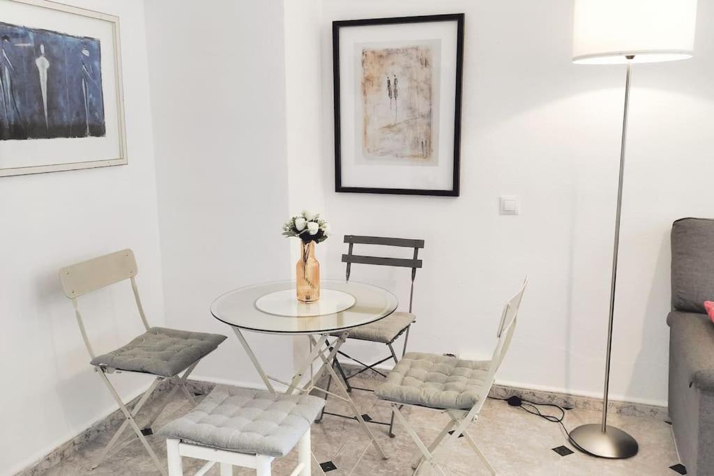 Bonito Apartamento De Dos Dormitorios En El Centro Y Calle San Miguel Torremolinos Buitenkant foto